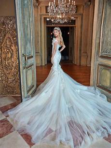 Tulle Embroideries